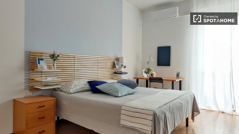 Double room Milan, 3 beds — photo 17