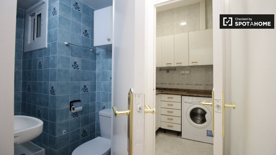 Double room Barcelona, 2 beds, 50m² — photo 2