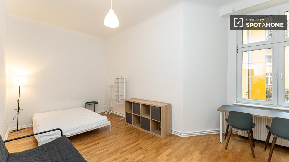 Apartment Berlin, 2 beds, 72m² — photo 4