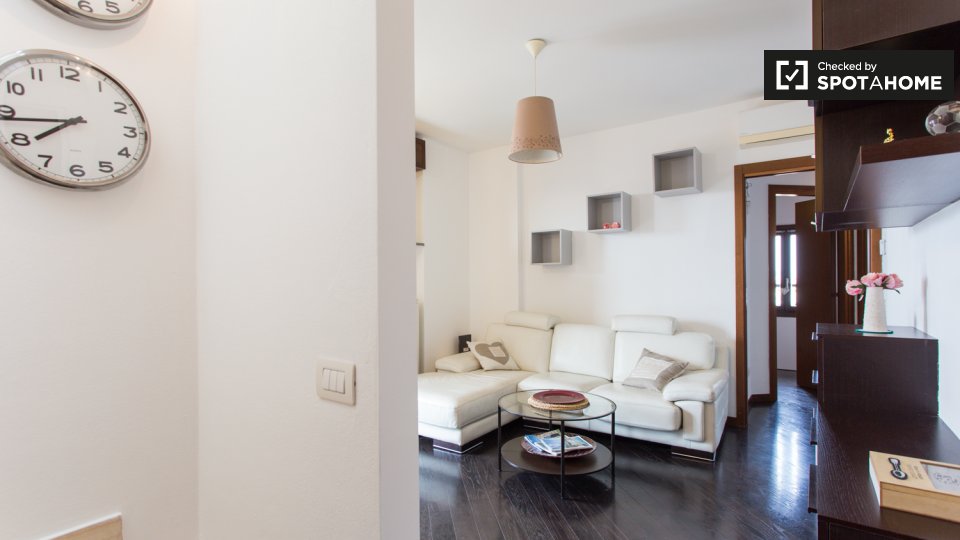 Apartment Milan, 1 bed, 100m² — photo 2