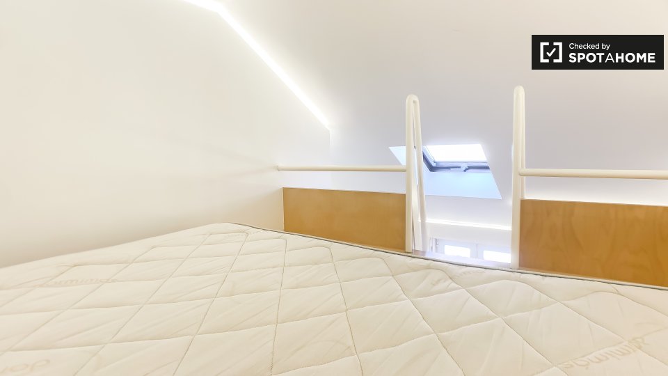Apartment mono Lisbon, 16m² — photo 9