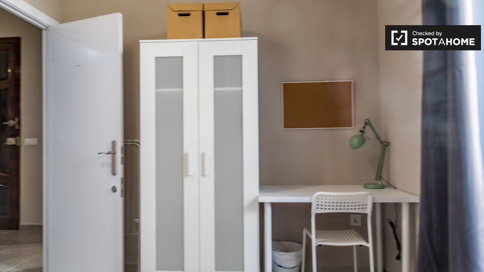 Double room Valencia, 5 beds — photo 3