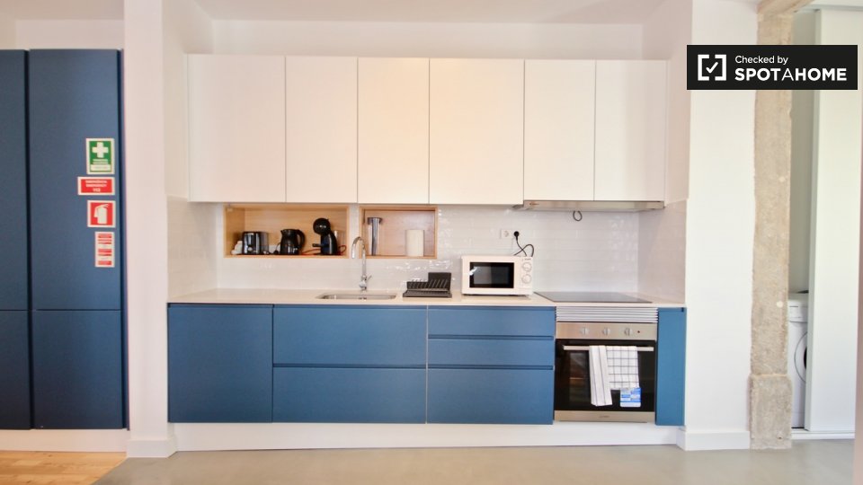 Apartment Lisbon, 2 beds — photo 9