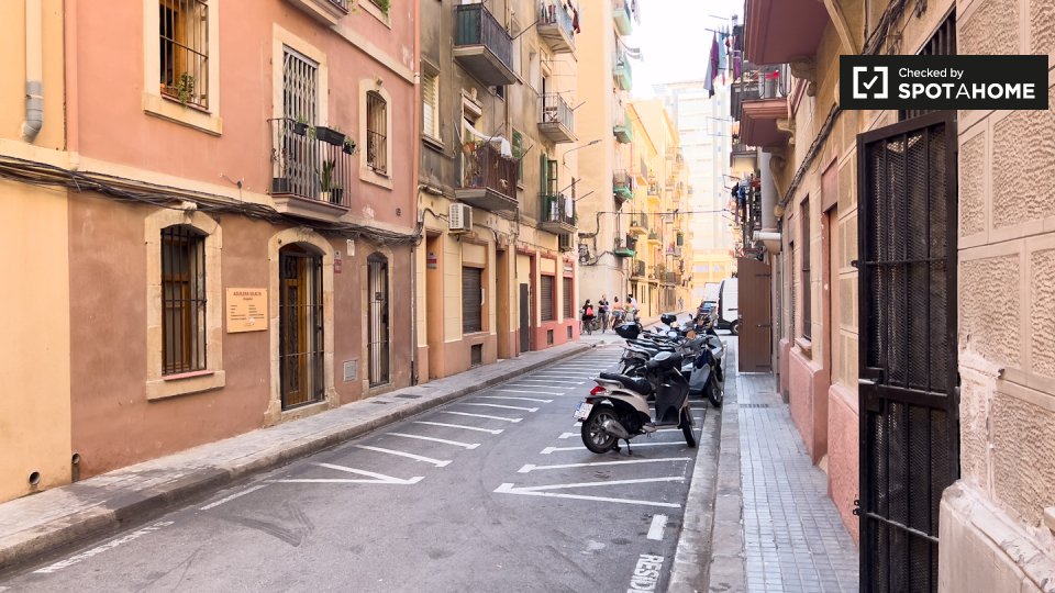 Apartment Barcelona, 1 bed, 40m² — photo 4