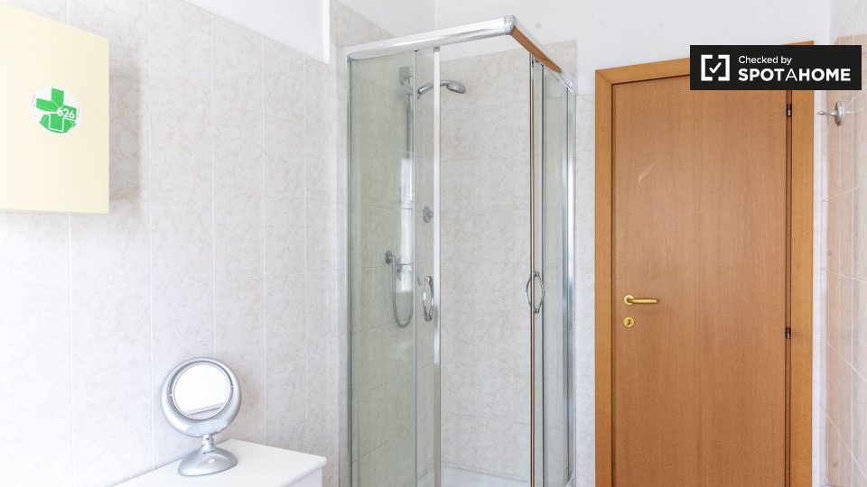 Double room Rome, 2 beds, 120m² — photo 9
