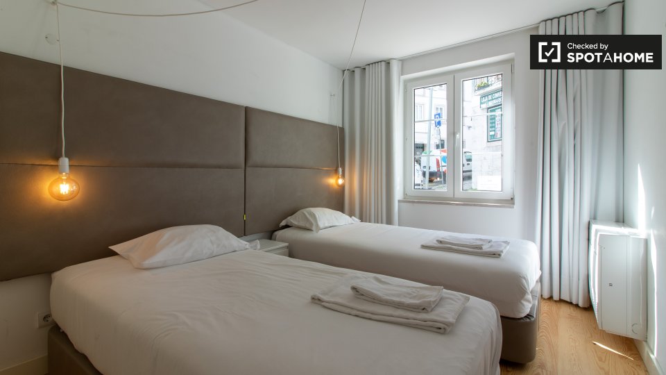 Apartment Lisbon, 2 beds — photo 10