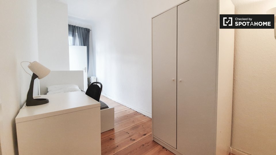 Double room Berlin, 4 beds — photo 1