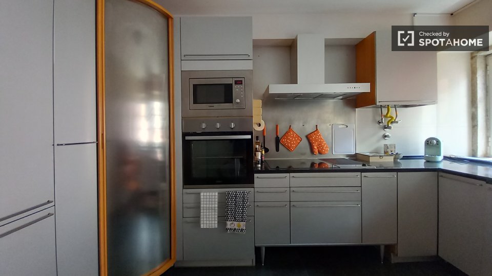 Apartment Lisbon, 1 bed, 90m² — photo 6