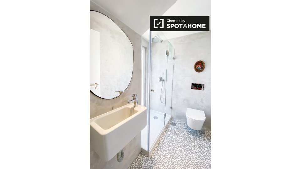 Apartment Lisbon, 2 beds — photo 15