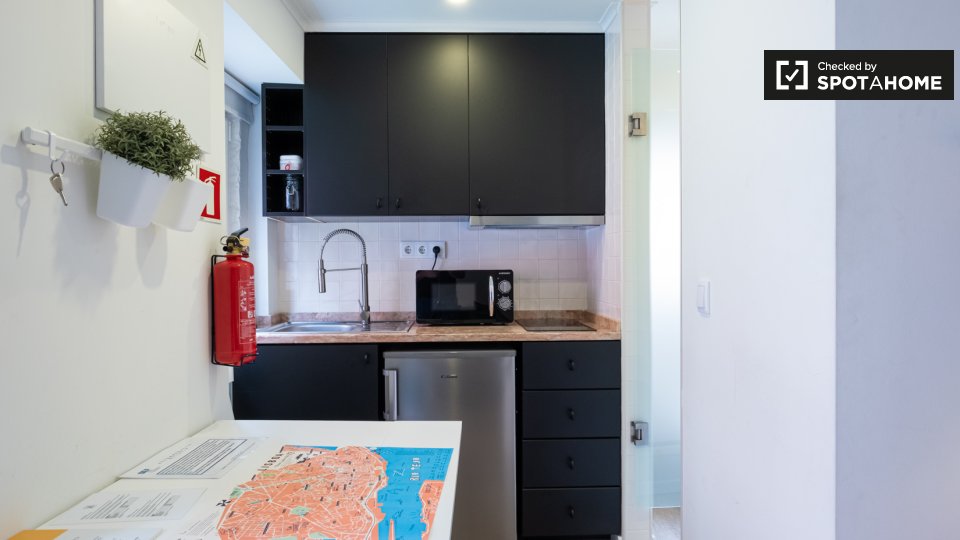 Apartment mono Lisbon — photo 5