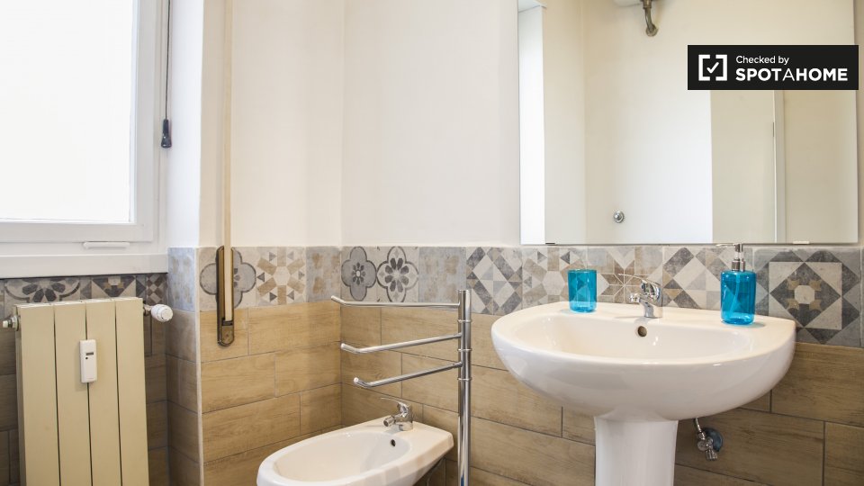 Double room Rome, 4 beds, 120m² — photo 12
