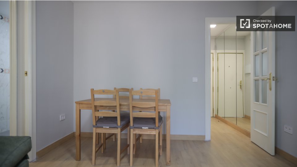 Apartment Madrid, 2 beds — photo 18