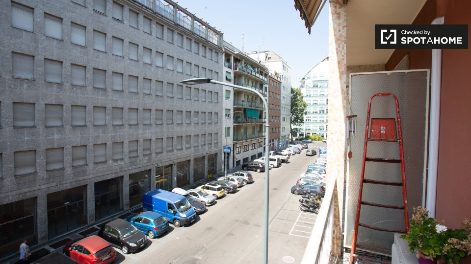 Double room Milan, 2 beds, 84m² — photo 16