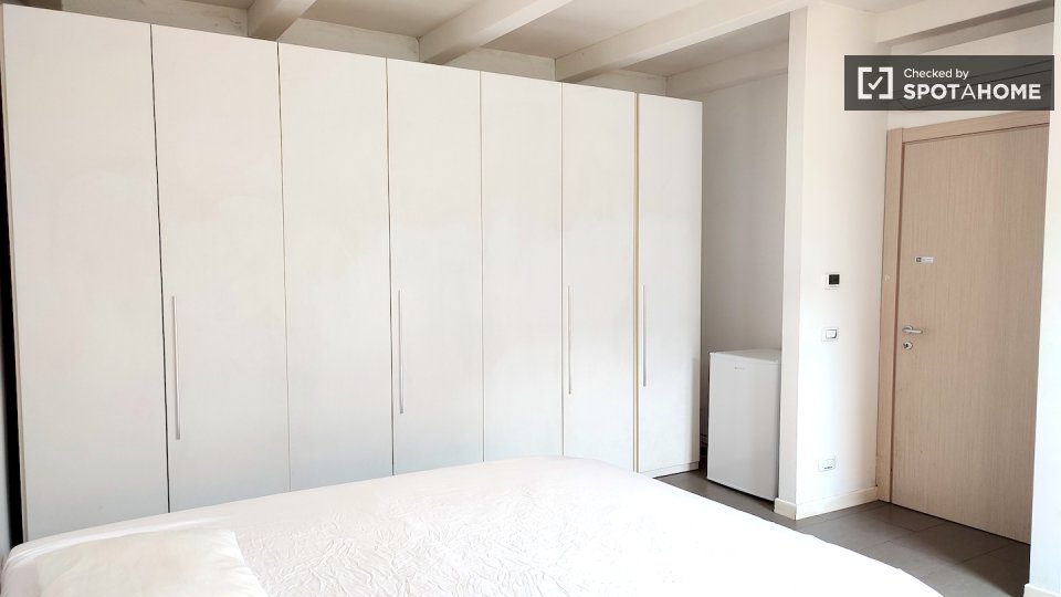 Double room Rome, 2 beds — photo 3