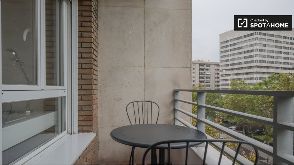 Double room Madrid, 4 beds, 120m² — photo 19