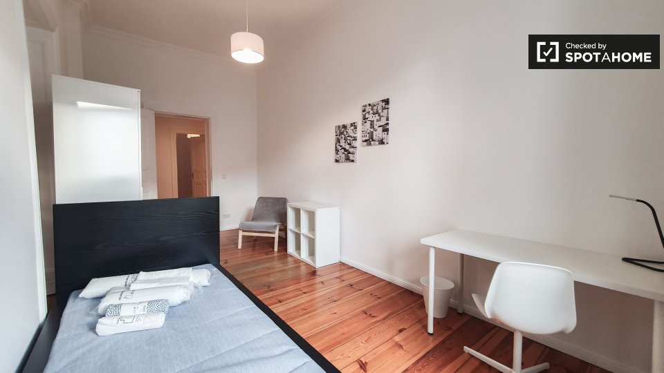 Double room Berlin, 3 beds — photo 1