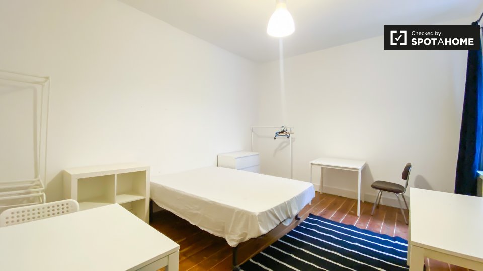 Double room Lisbon, 8 beds, 220m² — photo 2