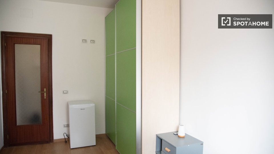 Double room Rome, 4 beds — photo 19