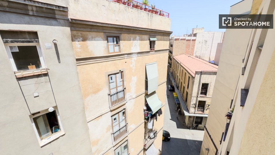 Double room Barcelona, 2 beds, 50m² — photo 8