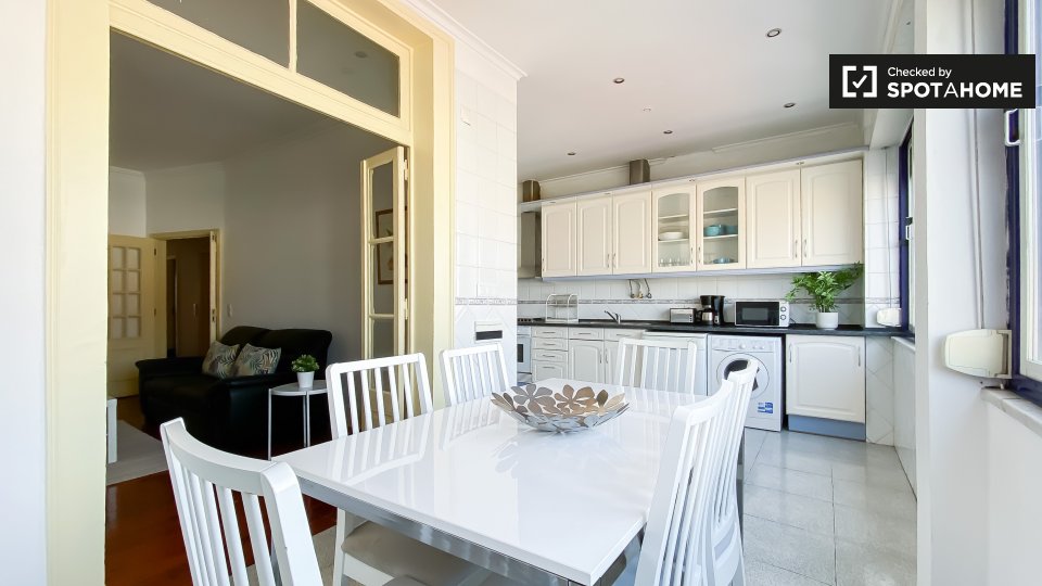 Apartment Lisbon, 3 beds — photo 9