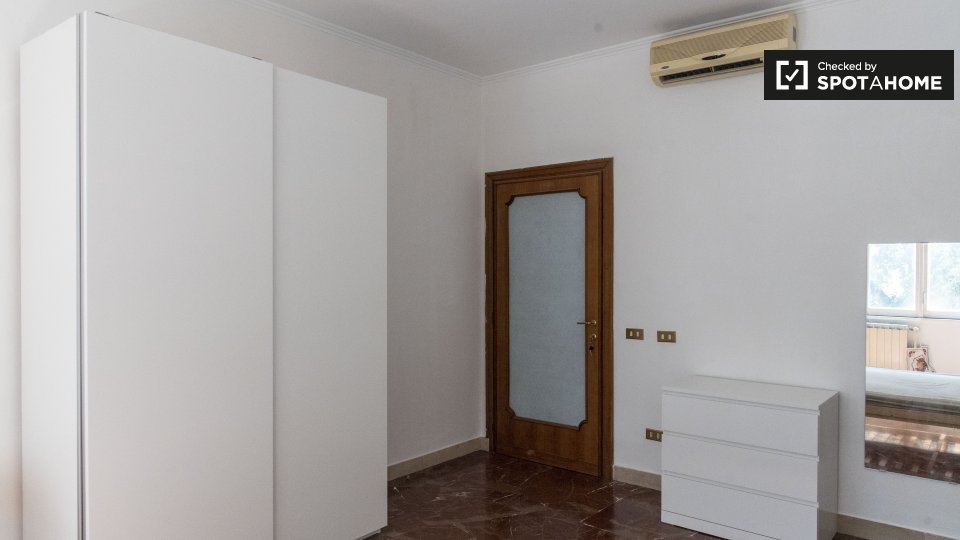 Double room Rome, 7 beds — photo 2