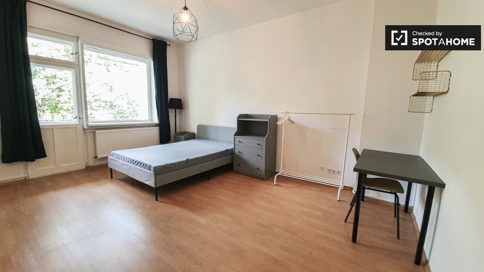 Room in a shared 2-bedroom flat for rent in Berlin (ref: 610041 ...