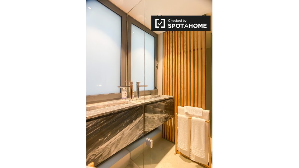 Apartment Lisbon, 1 bed, 45m² — photo 9