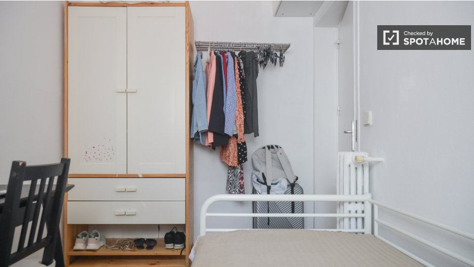 Double room Madrid, 4 beds — photo 18