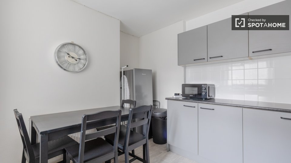 Apartment London, 2 beds — photo 17