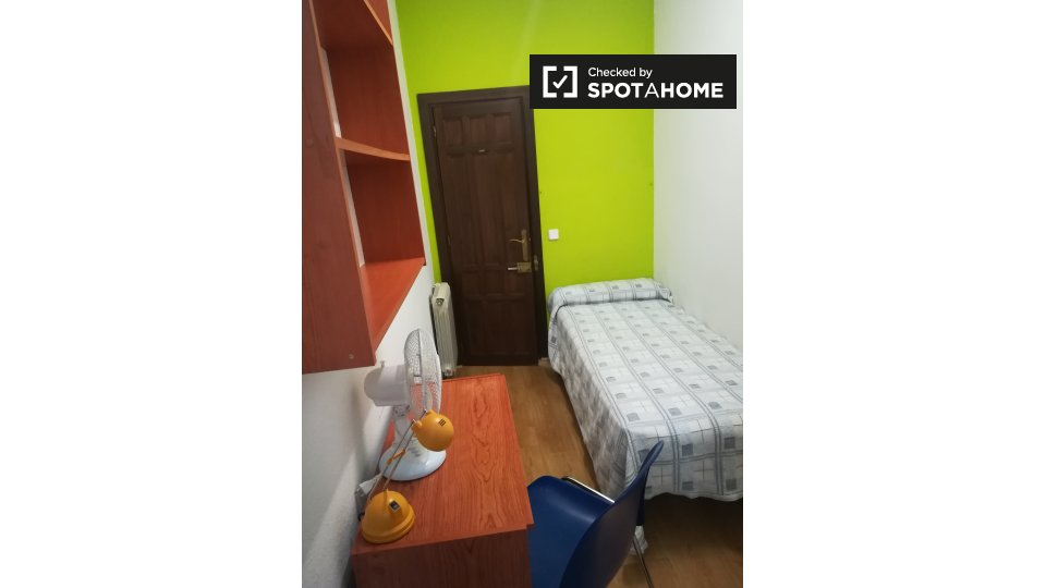 Double room Madrid, 10 beds — photo 3