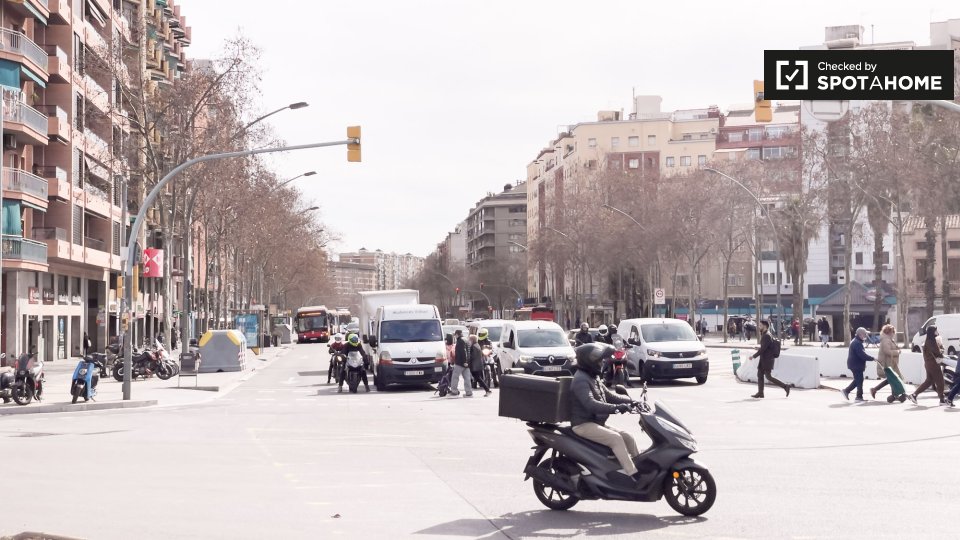 Apartment Barcelona, 2 beds, 50m² — photo 26