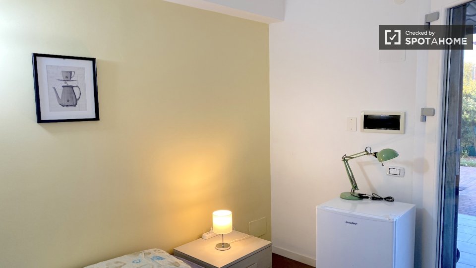 Double room Rome, 4 beds — photo 8