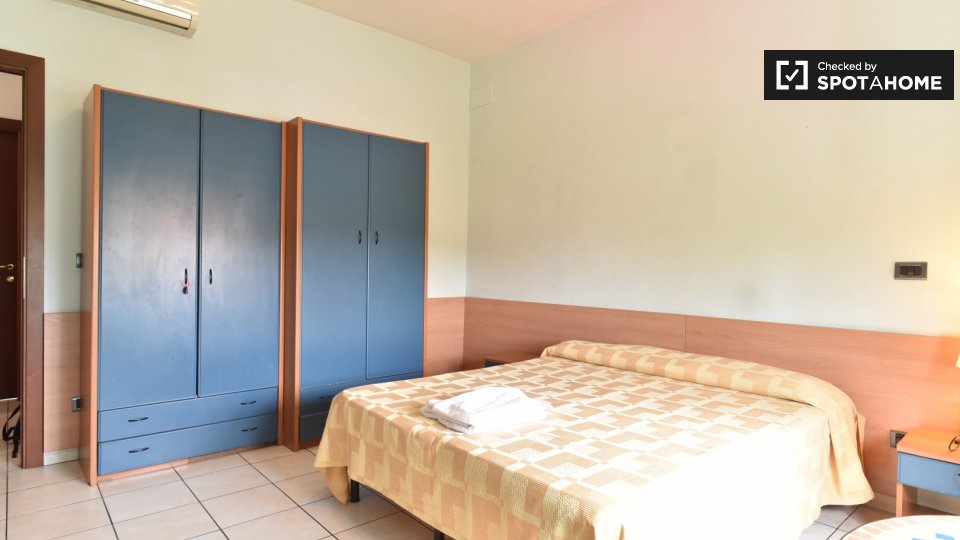Double room Rome, 16 beds, 200m² — photo 4