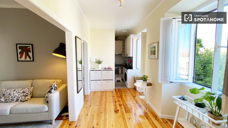 Apartment Lisbon, 1 bed — photo 30