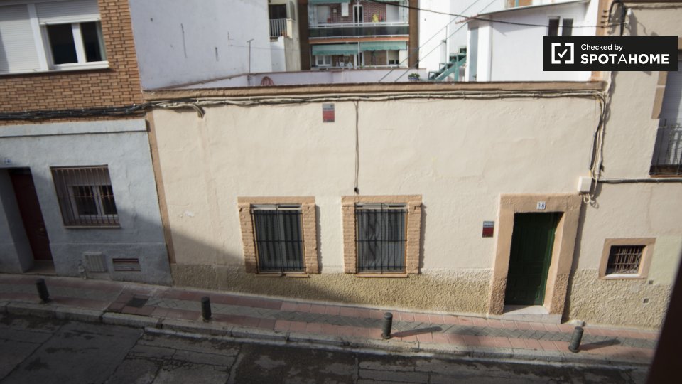 Double room Madrid, 4 beds, 80m² — photo 18