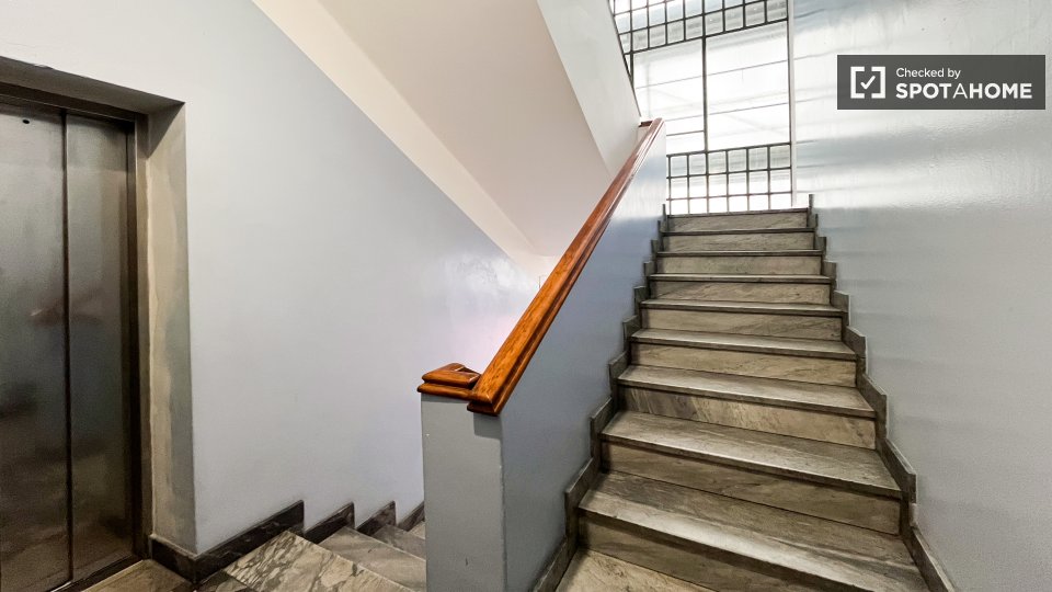 Double room Milan, 2 beds — photo 7