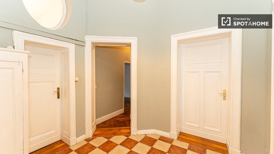 Double room Berlin, 7 beds, 146m² — photo 4