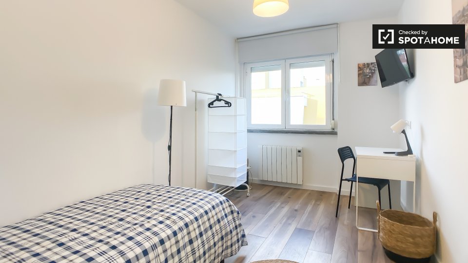 Double room Lisbon, 7 beds — photo 17