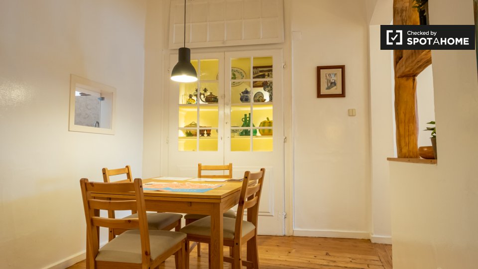 Apartment Lisbon, 2 beds — photo 9