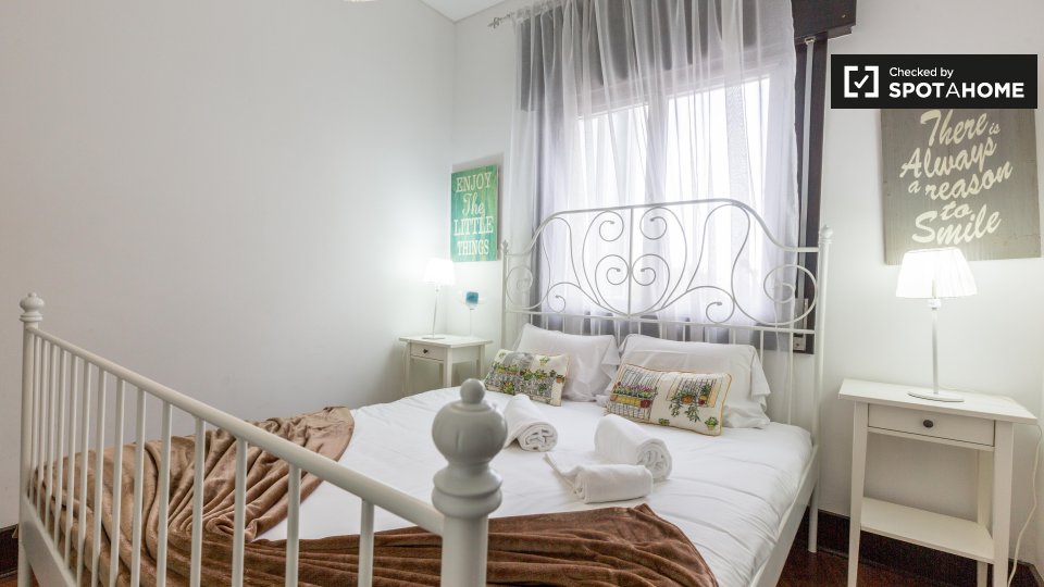 Apartment Lisbon, 2 beds — photo 17
