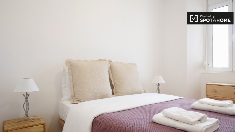 Apartment Lisbon, 2 beds — photo 16