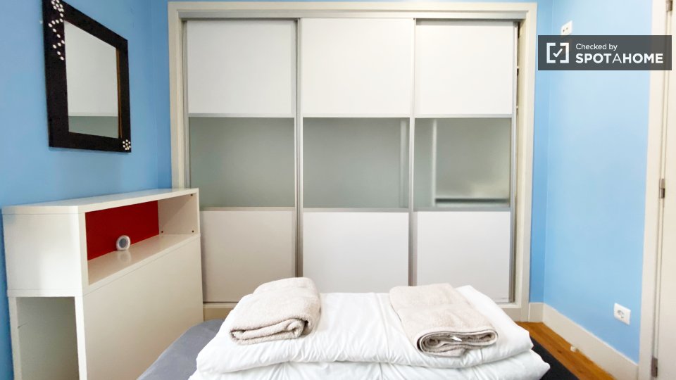 Double room Lisbon, 5 beds, 110m² — photo 33