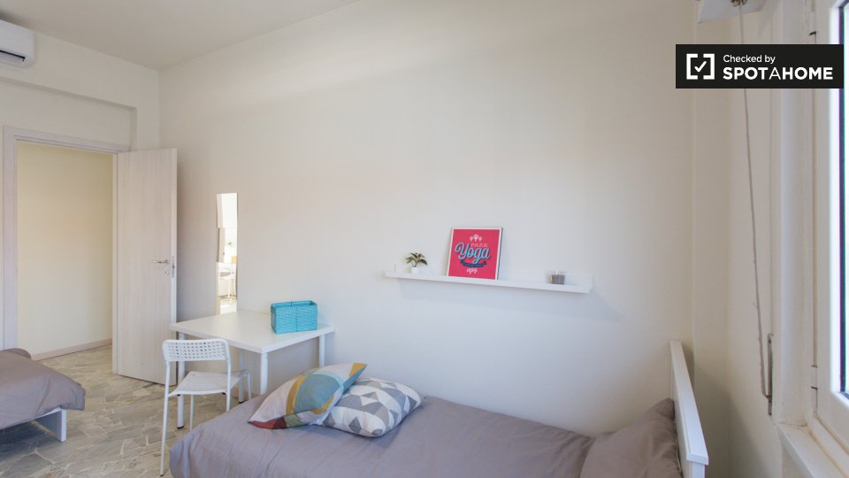 Double room Milan, 6 beds — photo 15