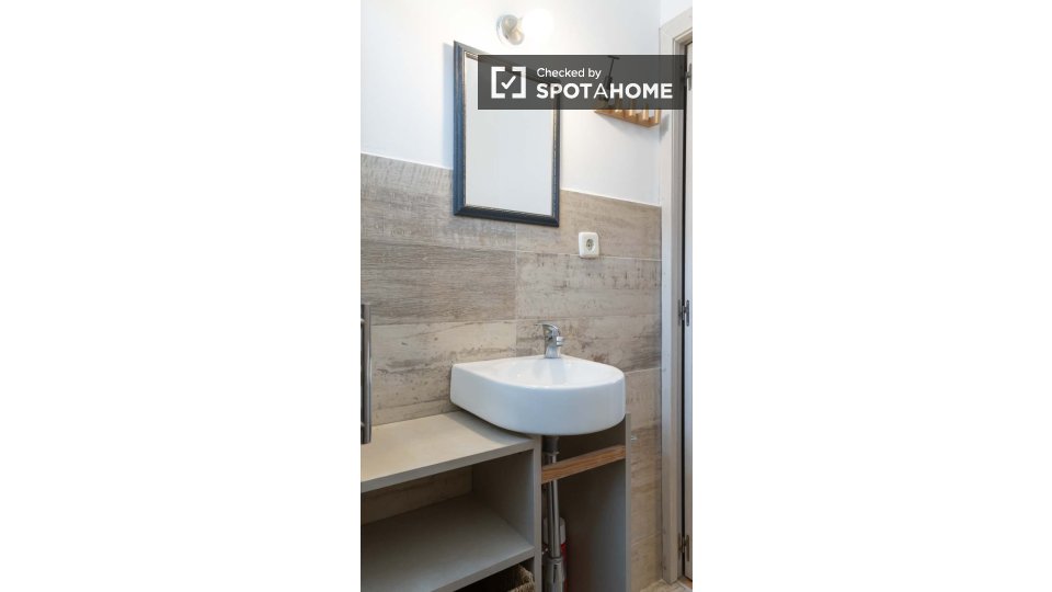 Apartment Madrid, 1 bed — photo 18