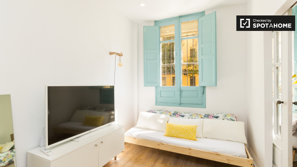 Apartment Madrid, 1 bed, 34m² — photo 2