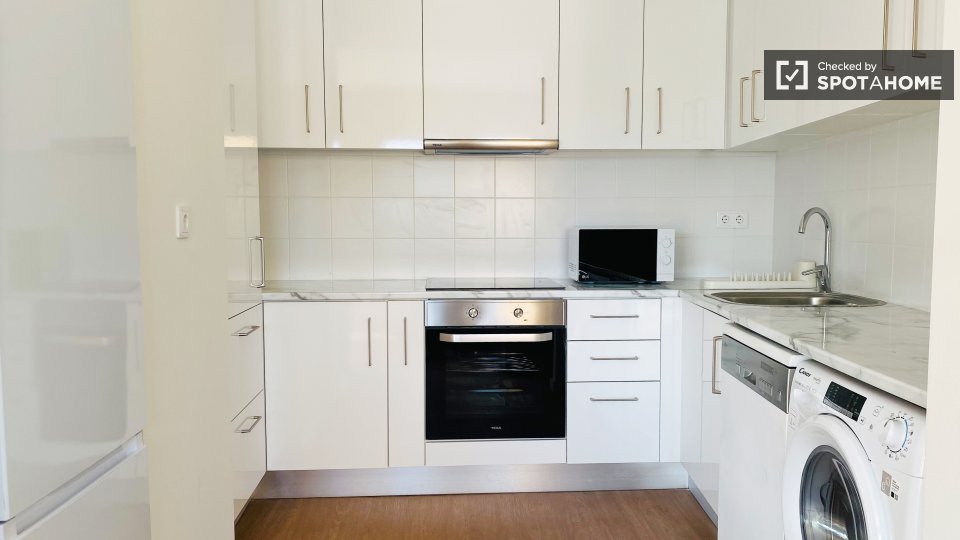 Apartment mono Lisbon — photo 1