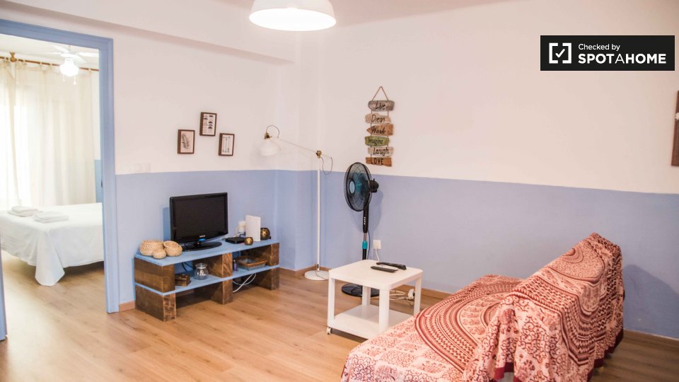 Apartment Valencia, 2 beds, 70m² — photo 13