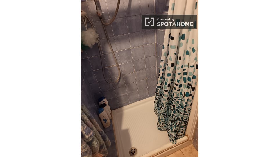 Double room Valencia, 3 beds — photo 22