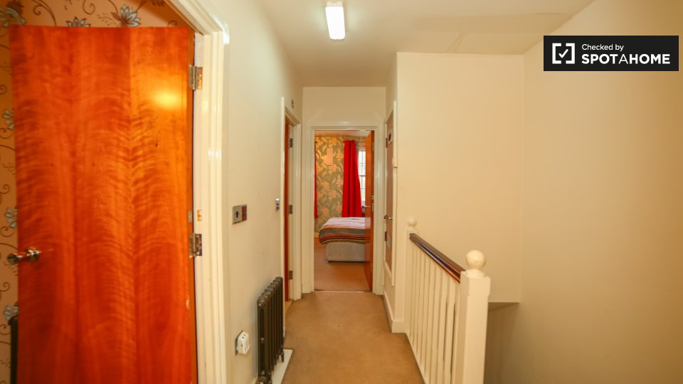 Double room London, 5 beds — photo 19