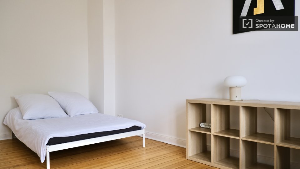 Double room Berlin, 4 beds, 115m² — photo 9